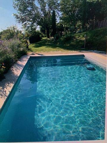 Location de vacances pour 6 personnes, avec jardin ainsi que vue et piscine à Bézenac - 3
