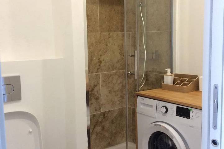 Appartement entier, Studio 25m2 & terrasse 8 m2 vue sur mer pour 2 personnes box privé piscine WIFI in Canet-en-Roussillon, Côte d'Améthyste