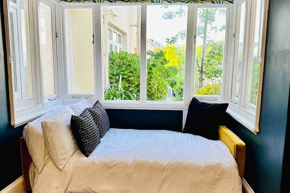 Entire apartment, Eden - Garden view Suite in Parish of Saint Helier, Jersey