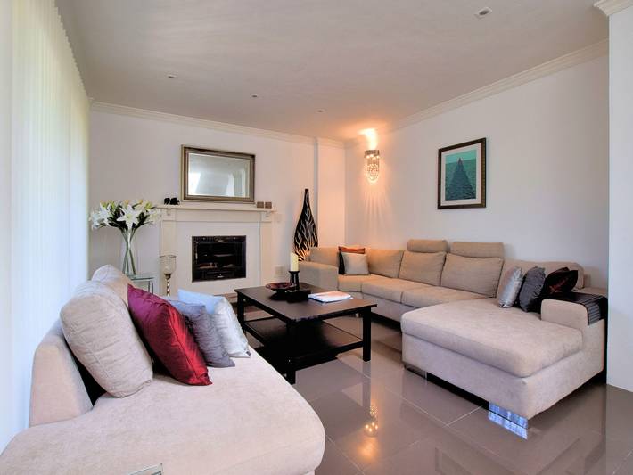 Casa rural para 6 personas, con jardín además de balcón y piscina en Sayalonga - 3