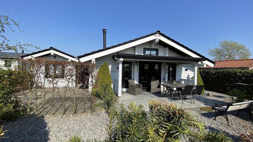 Chalet für 6 Personen, mit Balkon/Terrasse und Terrasse in Zeeland