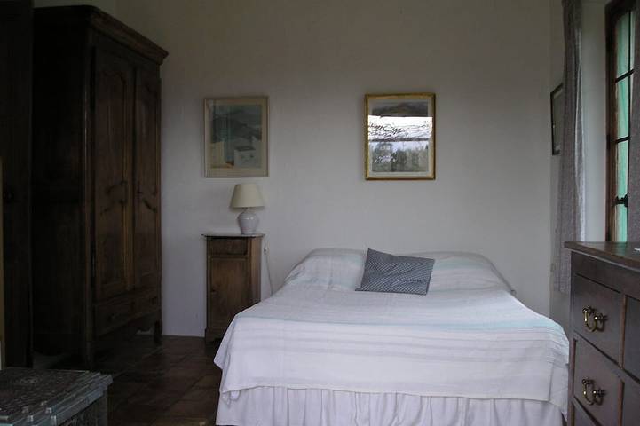 Location de vacances pour 4 personnes, avec terrasse et jardin à Entrecasteaux - 2