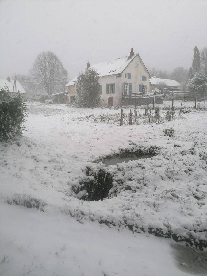 Location de vacances pour 11 personnes, avec vue et jardin, animaux acceptés à Arleuf - 4
