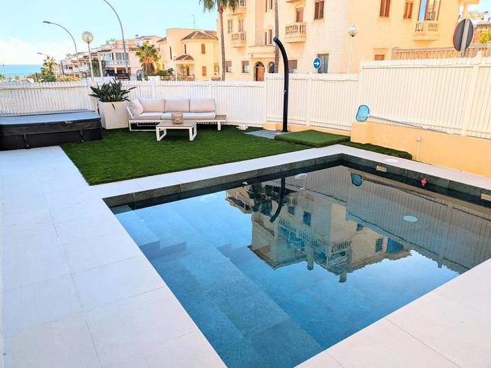 Villa pour 6 personnes, avec vue ainsi que piscine et jardin, animaux acceptés à Guardamar del Segura - 3