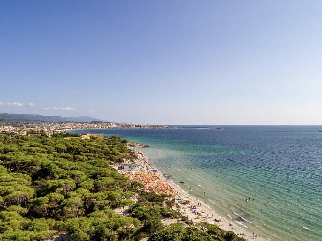 Geheel appartement, Charming Rina Sea Studio Apartment - Central Air-Con & Wifi sleeps 2 persons in Lido San Giovanni, Alghero