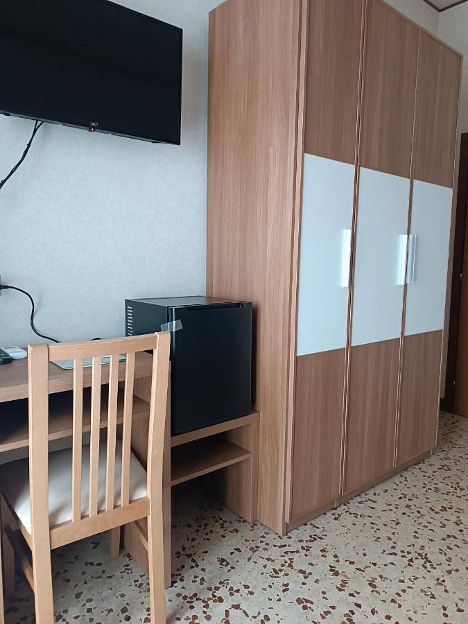 Hôtel pour 2 personnes, avec terrasse dans Castrocaro Terme - 4