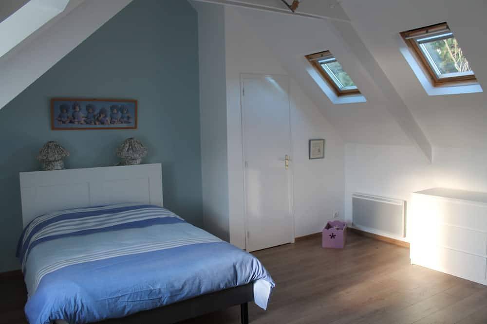 Gîte de caractère, calme, proche Gr34, Wifi in Paimpol, Côte de Goëlo