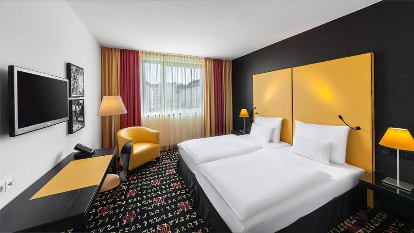 Hotel für 3 Personen, mit Garten und Ausblick sowie Sauna, mit Haustier in Sendling München