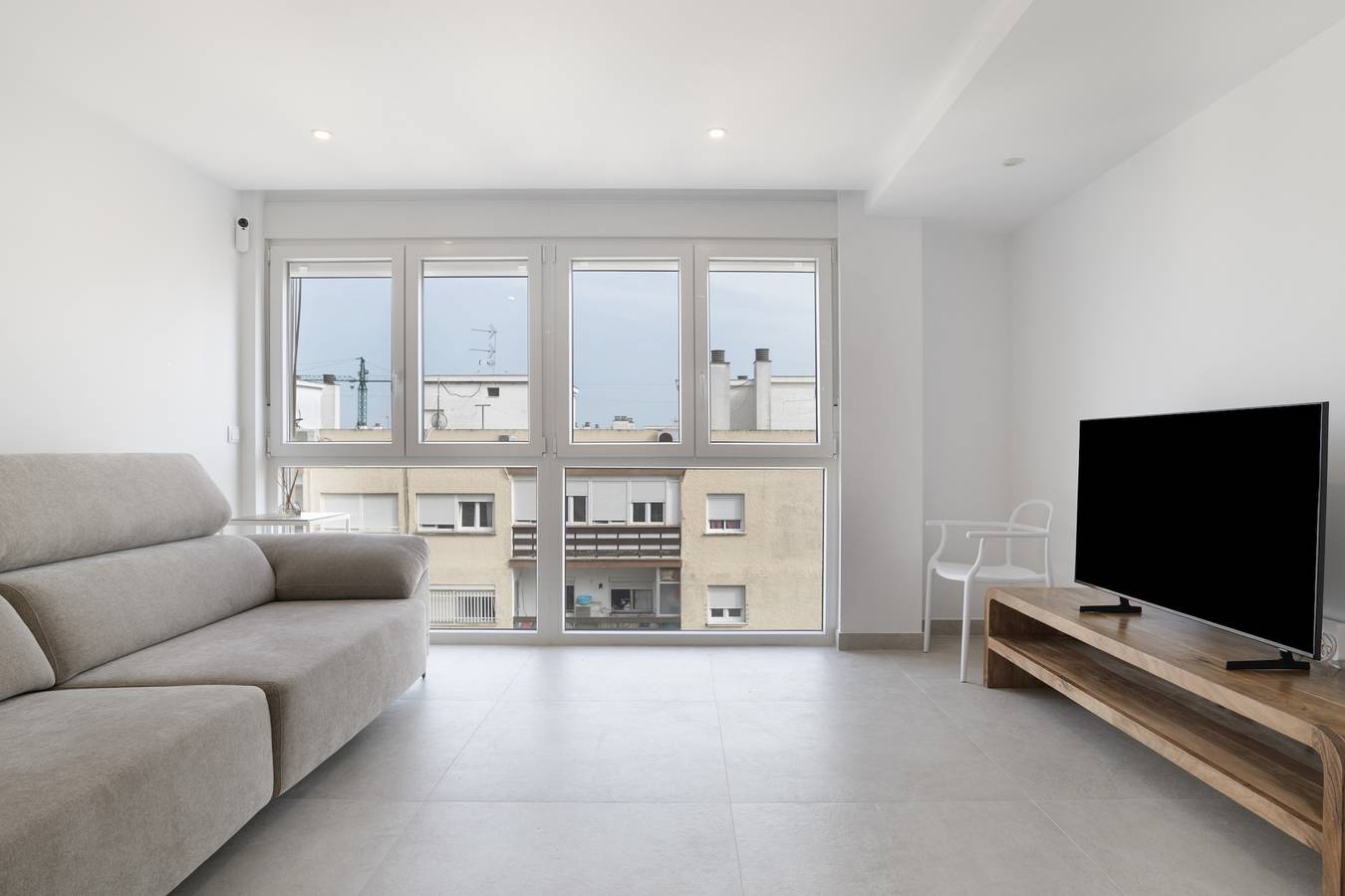Apartamento entero, Apartamento 'Zurbarán' con balcón, Wi-Fi y aire acondicionado in Playa La Victoria, Cádiz