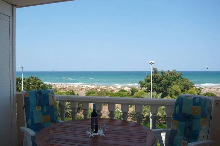 Appartement de vacances pour 4 personnes, avec balcon ainsi que jardin et piscine - 1