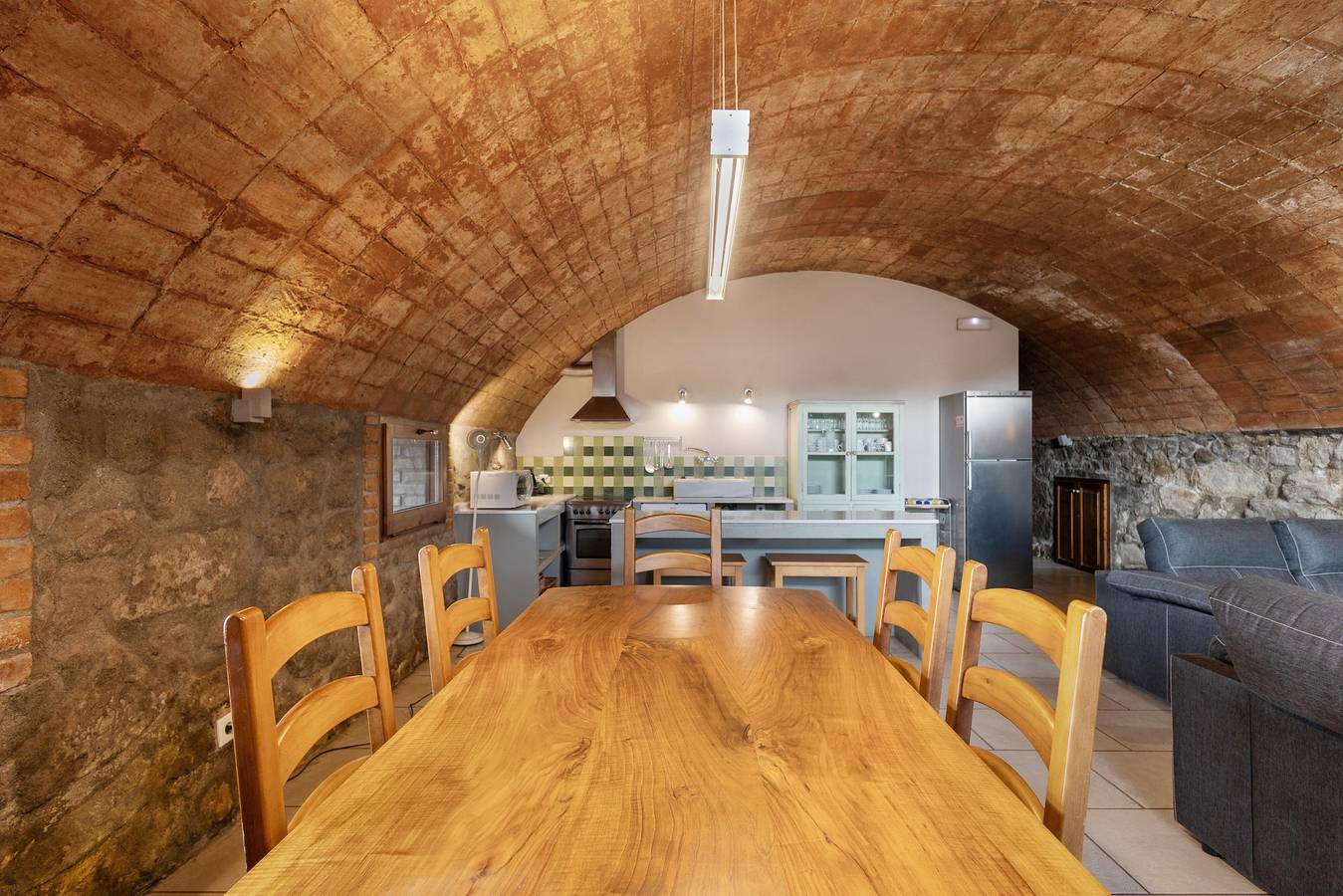 Maison de campagne 'Volta De Ferreres' avec vue sur les montagnes, piscine partagée et Wi-Fi in Olvan, Pyrénées espagnoles