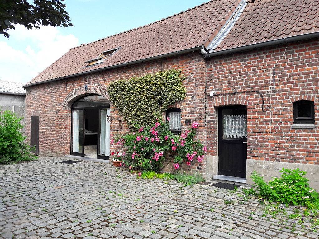 Gite au beau jardin in Flines-lès-Mortagne, Région de Valenciennes