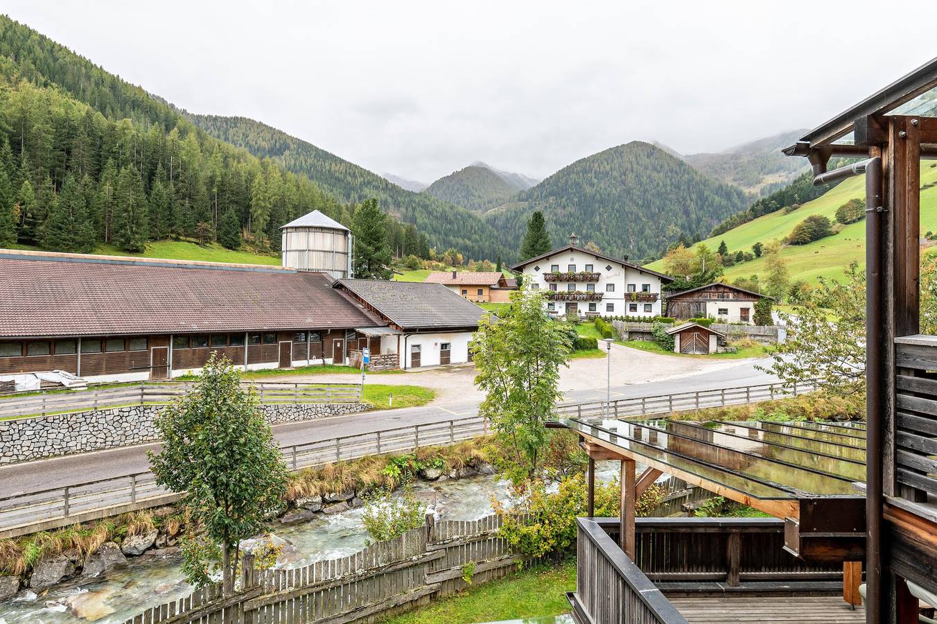 Zimmer 'Naturidyll Mitterbach 6' mit Bergblick, Gemeinschaftsgarten und Wi-Fi in Weissenbach (Ahrntal), Ahrntal