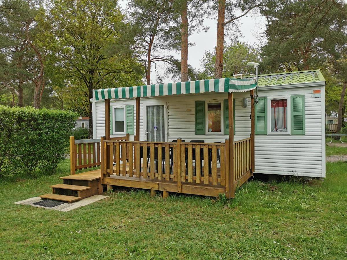 Mobil Home 4 pers proche Puy du Fou et Montaigu (Vendée 85) in La Boissière-de-Montaigu, Vallée de la Loire