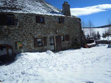 Gîte pour 10 personnes, avec vue et jardin, adapté aux familles dans Mont Mézenc