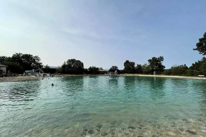 Mobil home pour 5 personnes, avec terrasse dans Val-Buëch-Méouge - 2