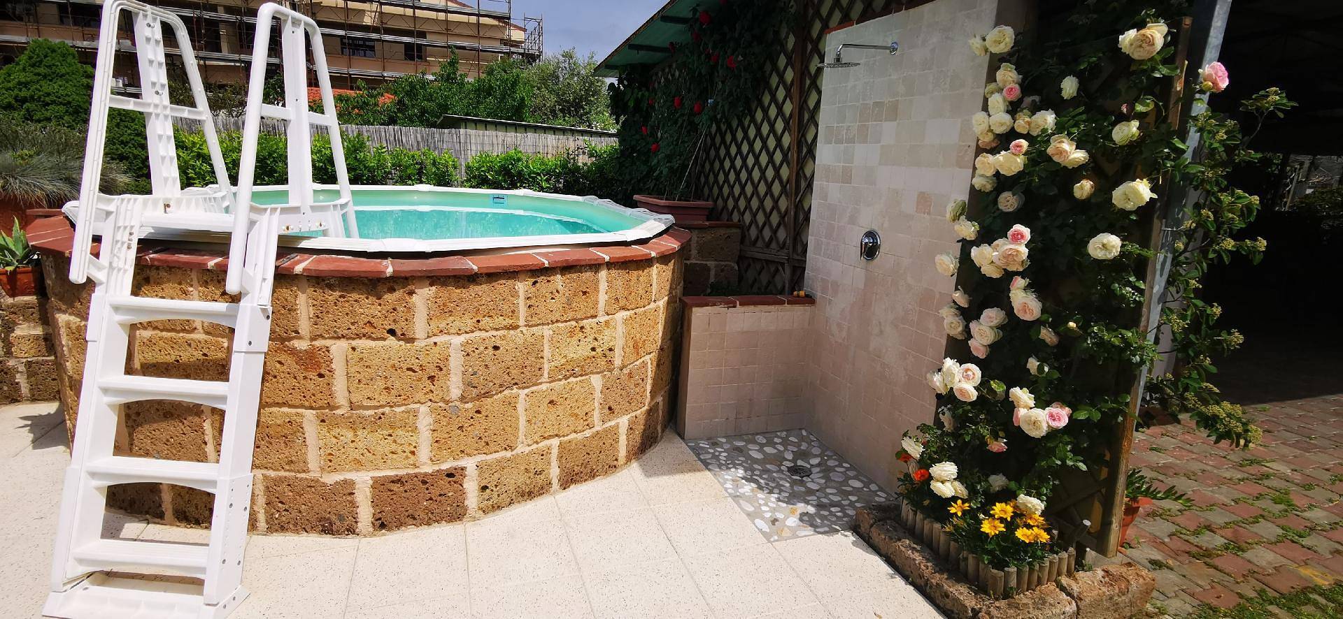 Luxuriöse Gartenvilla in Massarosa, Italienische Riviera