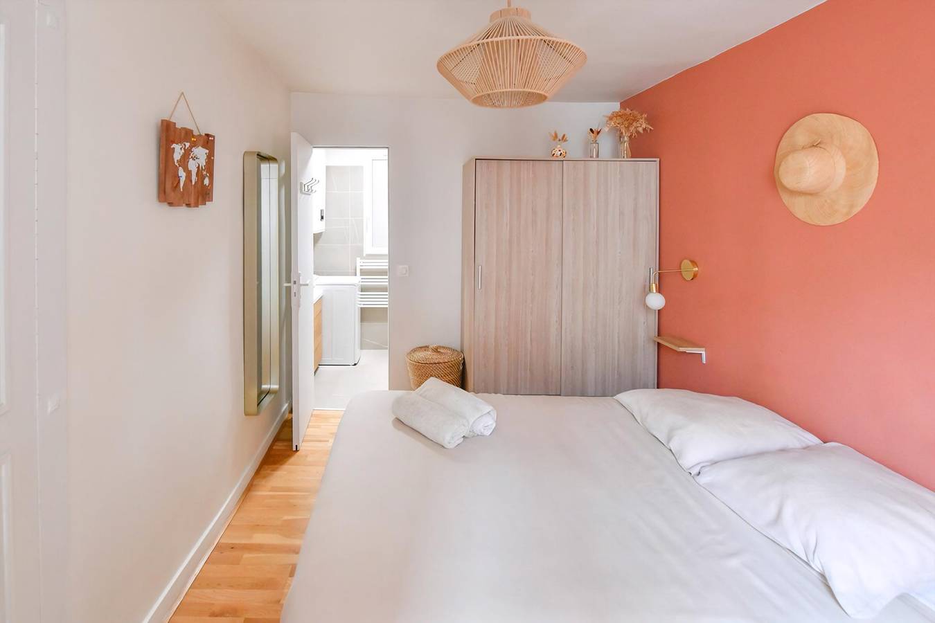Ganze Wohnung, Beverage & Food Paris spots in Paris, Ile de France