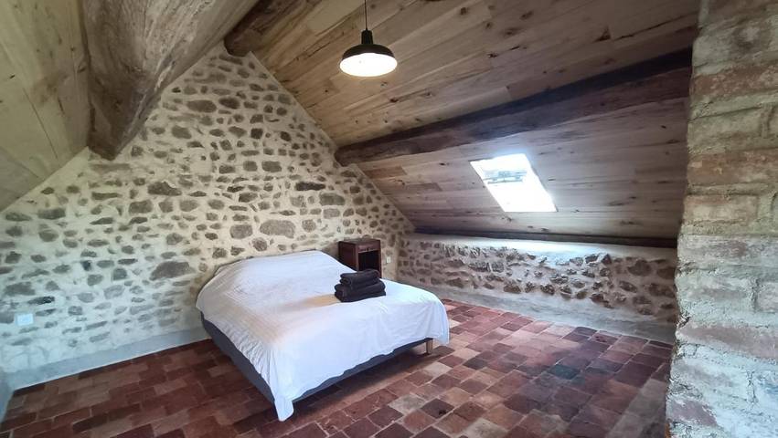 Gîte pour 2 personnes, avec vue et terrasse, animaux acceptés à Dettey
