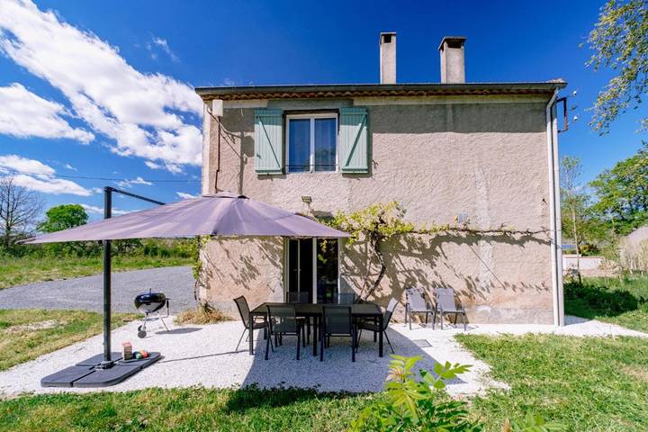 Maison de vacances pour 8 personnes, avec Terrasse ainsi que Jardin et Vue à Graulhet