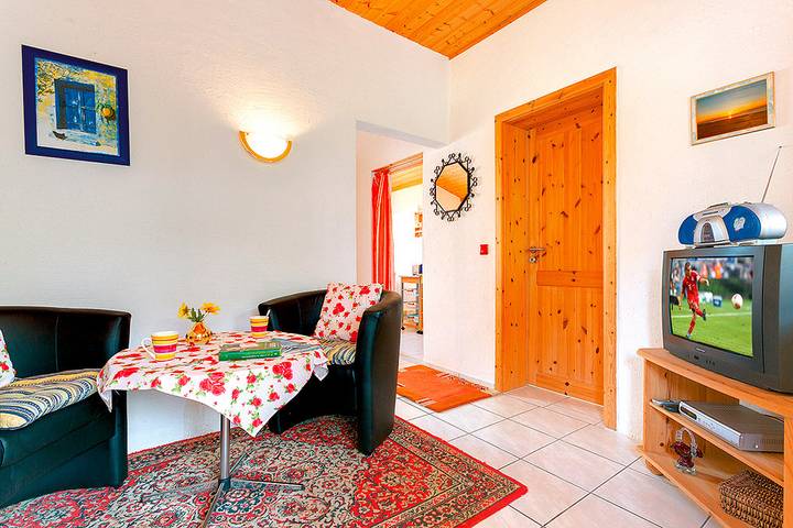 Bungalow für 2 Personen, mit Terrasse und Garten in Kühlungsborn - 3
