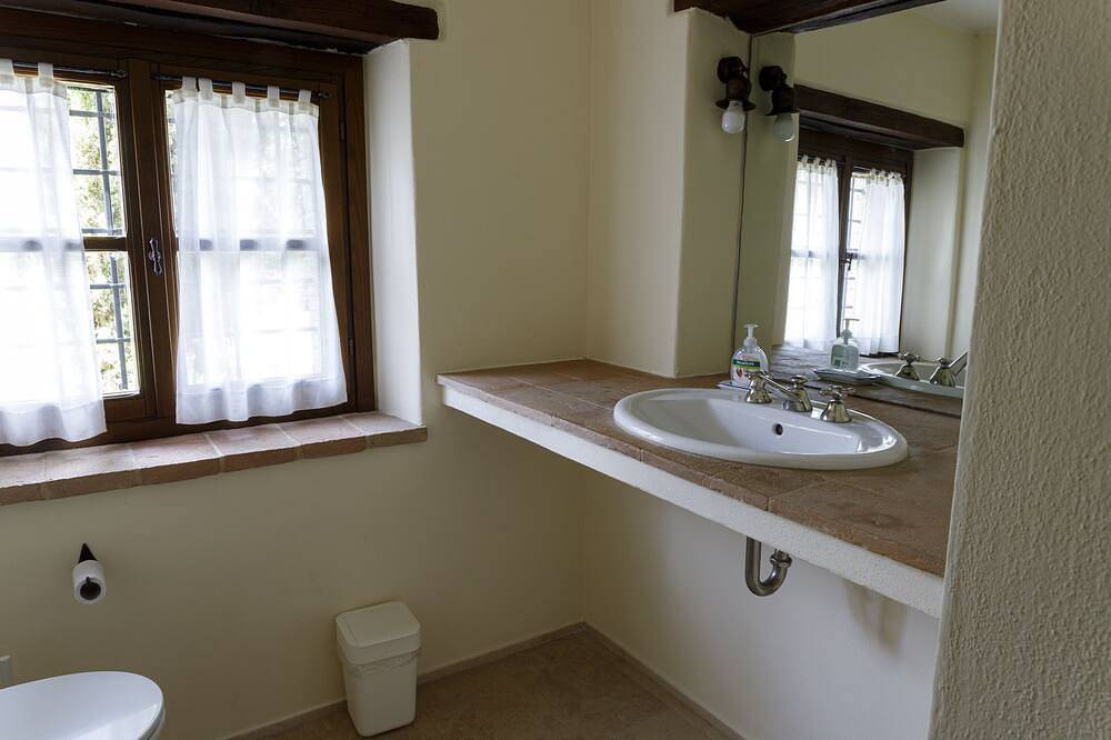 Familienfreundliche Villa, Klimaanlage, Grosser Beheizter Pool, Schönes Panorama in Avigliano Umbro, Terni Provinz