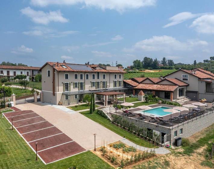 Chambre d’hôte pour 2 personnes, avec piscine et jardin à La Morra - 4