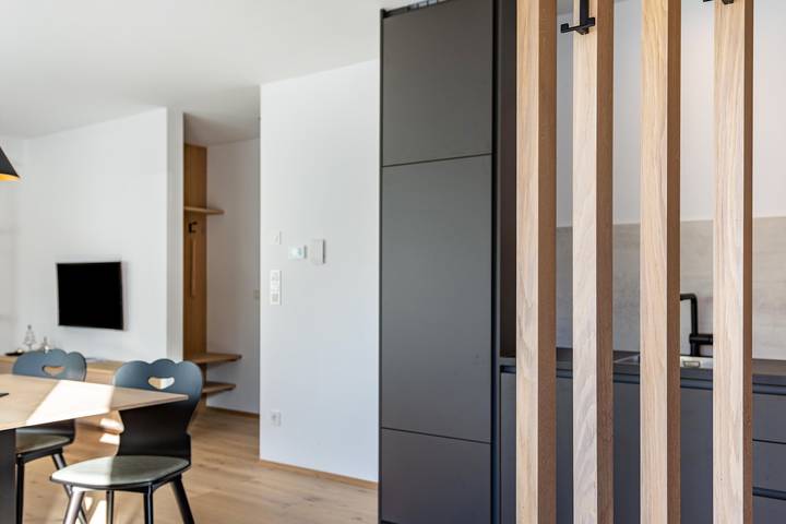 Ganze Wohnung, Ferienwohnung 'Mountain Meadows Apt 1' mit Bergblick, privater Terrasse und Wlan in Mitterolang, Olang