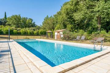 Location De Vacances pour 4 Personnes dans Mirabel-aux-Baronnies, Drôme, Photo 1