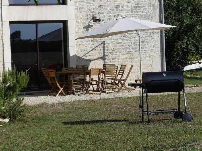 Location de vacances pour 8 personnes, avec jardin et vue à Benet - 2