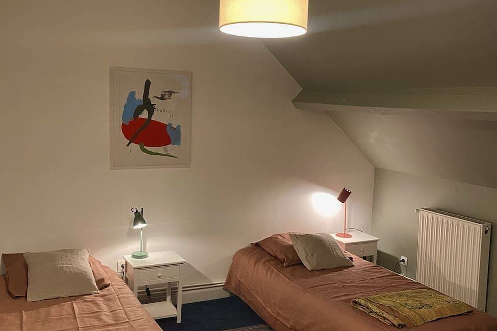 Entire apartment, Duplex facing the historic heart of Boulogne sur mer in Boulogne-sur-Mer, Boulogne-sur-Mer region