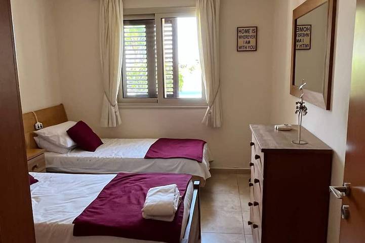Appartement entier, 2 Bedroom Ground Floor Apartment Close to Shops, Restaurants, Old Town and beach in Paphos (ville), Chypre du Sud