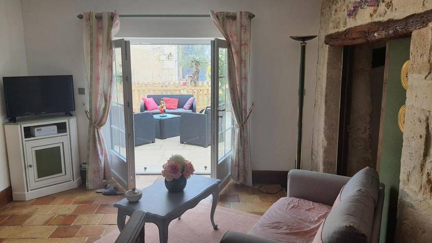 Location de vacances pour 4 personnes, avec piscine et jardin à Saint-Sulpice-de-Cognac - 2