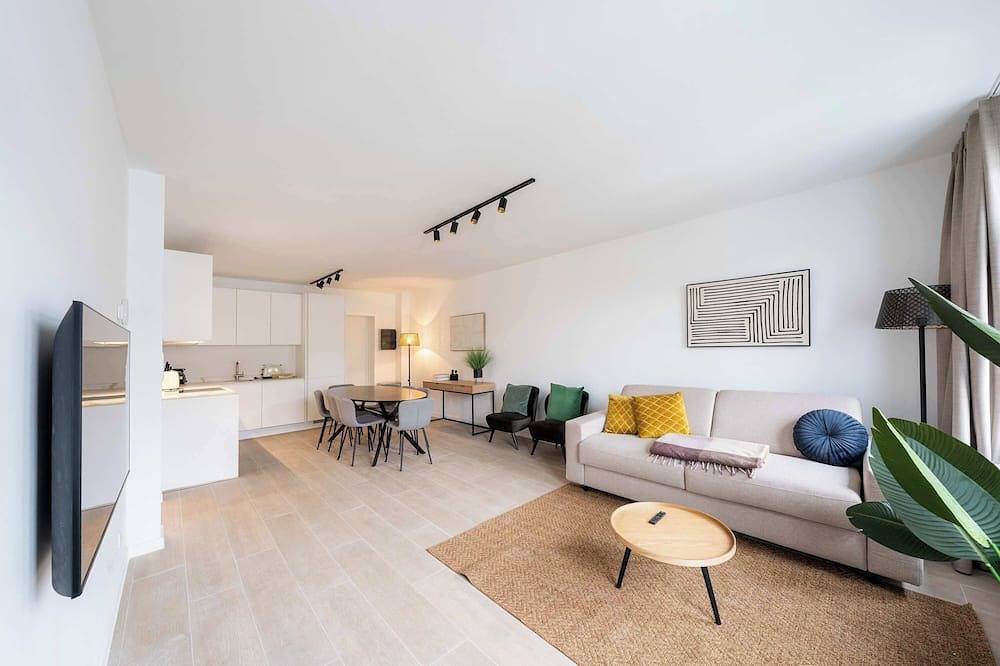 Entire apartment, Stylish Duplex for 8 in Central Antwerp in Antwerp, Antwerp region