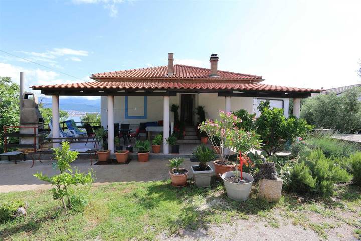 Ferienwohnung für 3 Personen, mit Terrasse in Silo (Krk)