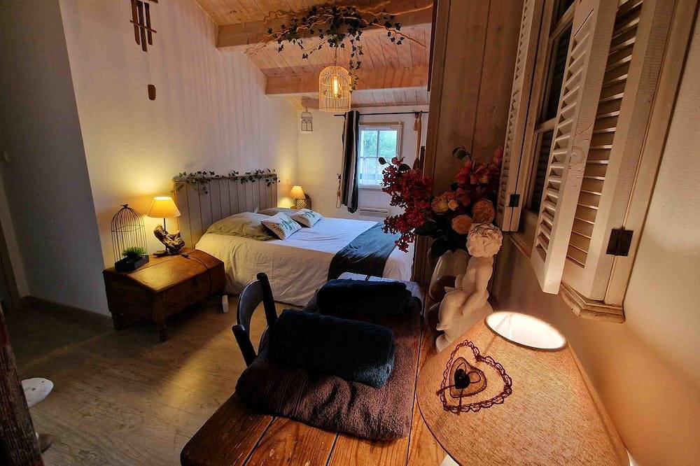 New house, 60 m from the beach of ker chalon:,Ker Anne,(chez Anne ) in L'Île-d'Yeu, Vandea