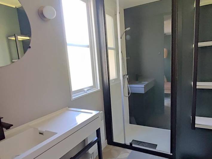 Flower Camping du Lac de la Seigneurie - Mobilheim 4 personen - Cottage Ohara Côté Jardin Premium - 30m²-2 Zimmer -Terrasse halb überdacht- Waldblick- Lv 4 pers. in Leval, Territoire-de-Belfort