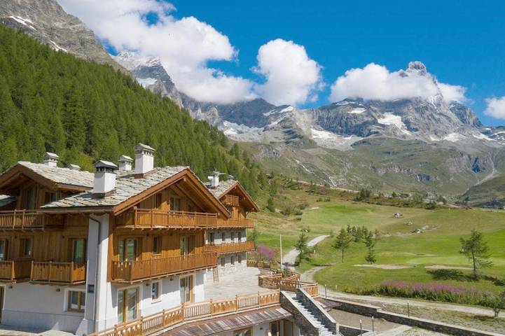 Chalet per 5 persone, con Balcone e Terrazza nonché Giardino e Sauna a Cervinia