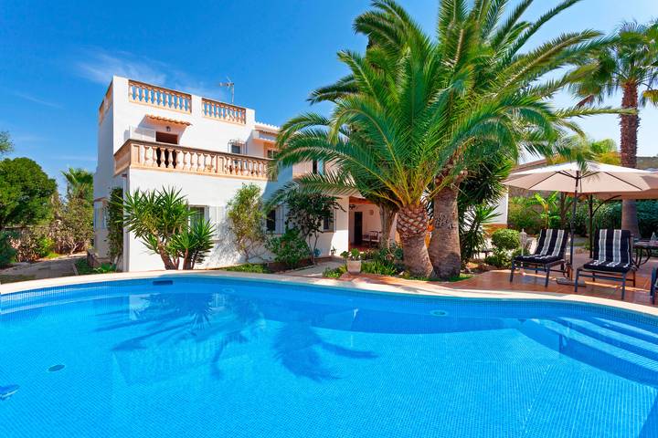 Casa vacanza per 12 persone, con Balcone e Terrazza nonché Giardino e Piscina a Bellavista