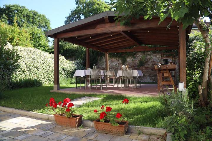 Bed and breakfast per 4 persone, con panorama e giardino - 1