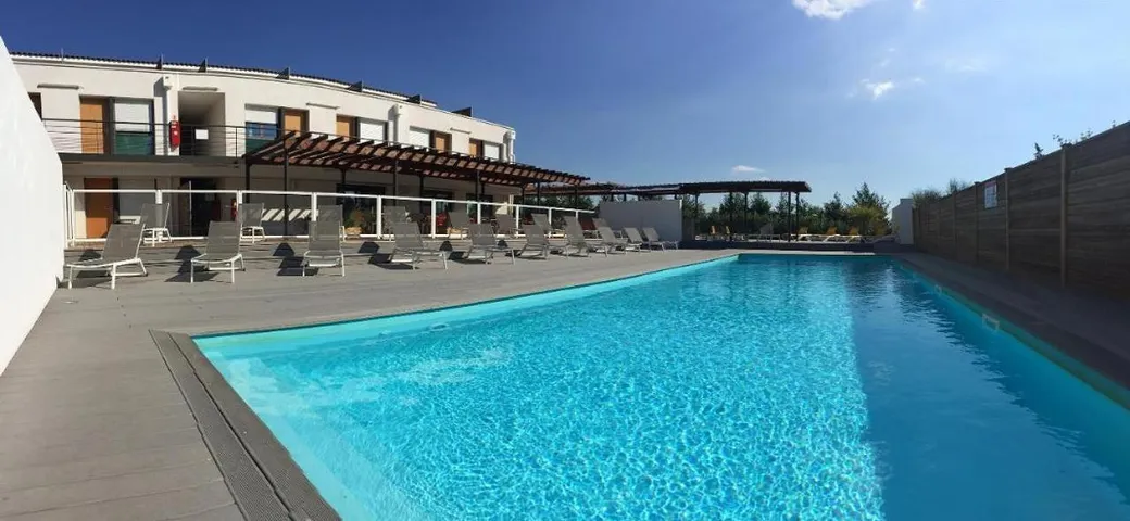 Apartamento de vacaciones para 2 personas, con piscina y jardín - 1