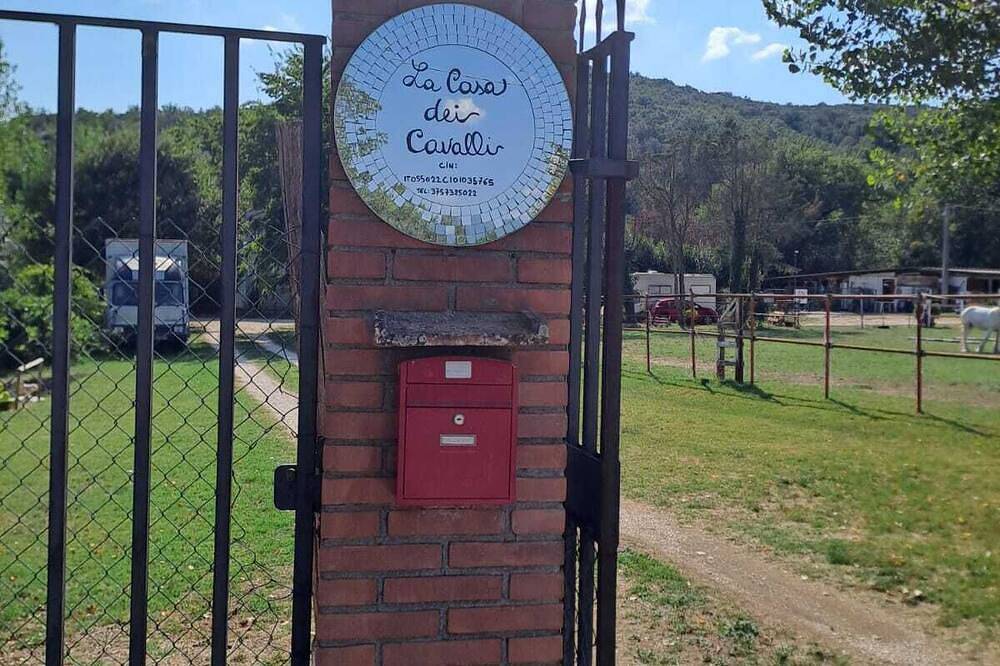 Double room with private bathroom and small exclusive garden in Narni, Terni Province