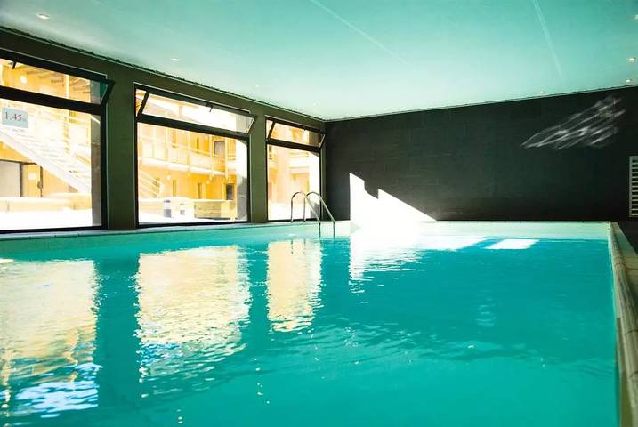 Gîte pour 4 personnes, avec piscine et sauna, animaux acceptés dans Office De Tourisme De Font Romeu - 4