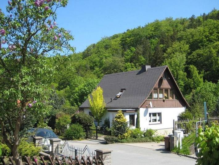 Ferienwohnung für 3 Personen, mit Terrasse und Garten in Rabenau