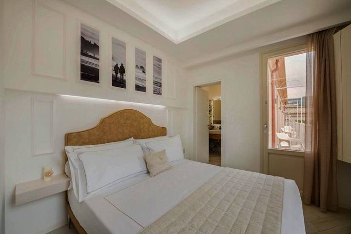 Chambre d’hôte pour 4 personnes, avec vue et balcon, adapté aux familles à Tropea - 3