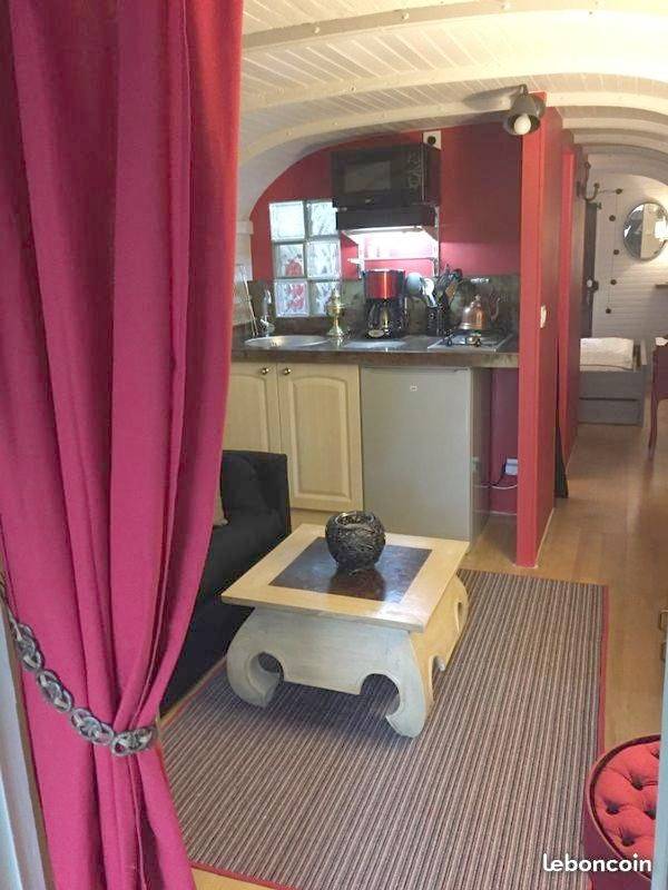 Tente pour 4 personnes, avec terrasse ainsi que jardin et vue dans le Cher - 3