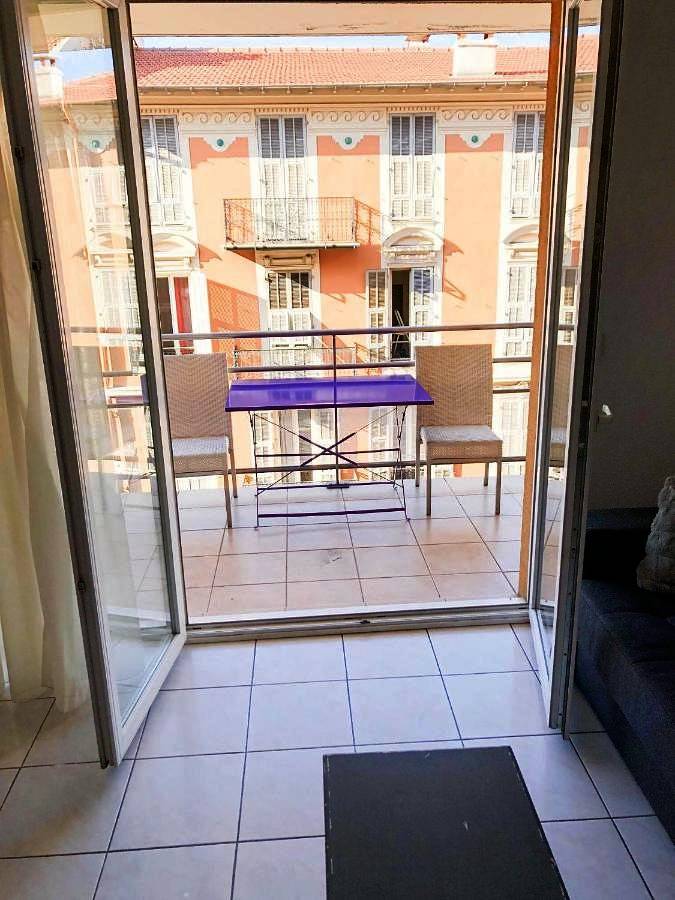 Gîte pour 4 personnes, avec balcon dans Gare De Nice Riquier - 2