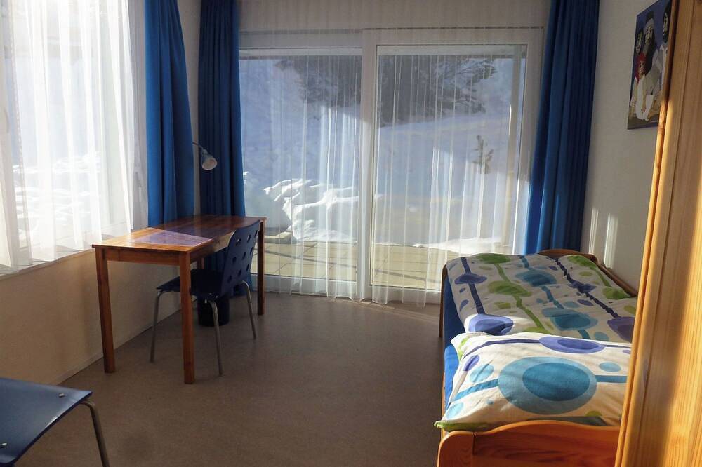 Ganze Wohnung, Denter Uauls Jucker, Vella, (Vella), 44012B in Lumnezia, Alpenarena