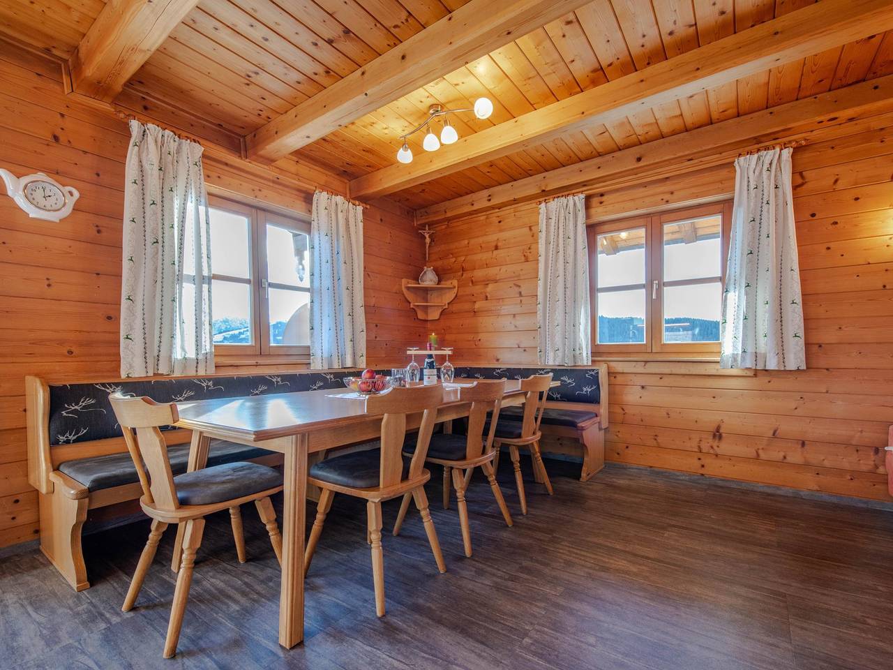 Ganze Wohnung, Große Ferienwohnung in einzigartig Lage am Berg in Wagrain, Ski Amadé