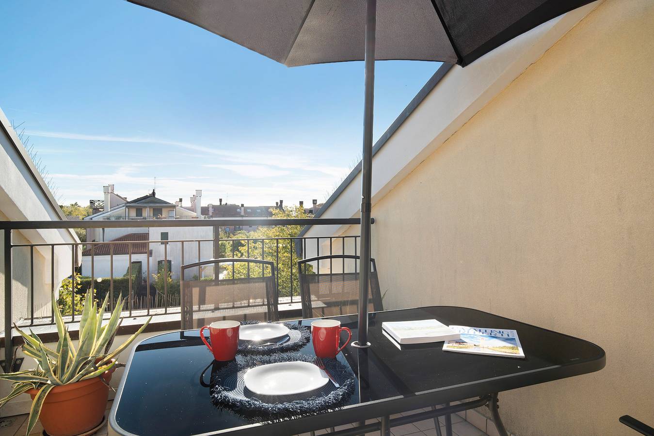Entire apartment, Apartment 'Rosamarina 227' with Private Terrace, Wi-Fi and Air Conditioning in Cavallino-Treporti, Venice Province